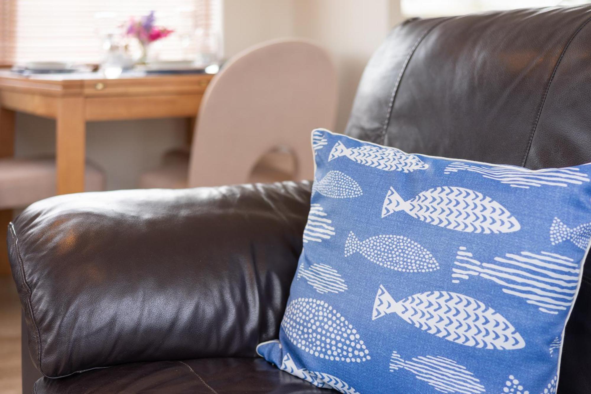 Driftwood - 2 Bed-sleeps 4-tjs21ov * Woolacombe